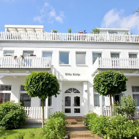 Käthe: Ruhige Sellin-ferienwohnung Mit Balkon Und Badzugang Apartment