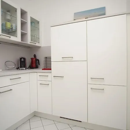 Villa Kaethe Ferienwohnung 07 Mit Sauna- Und Schwimmbadnutzung Im Ahoi Sellin Appartamento *